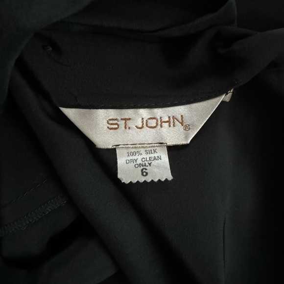Vintage St.John 100% Silk Blouse - Picture 4 of 5